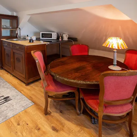 -villa Vintage -apartman Art C 109 Гостевой дом Tomasikovo